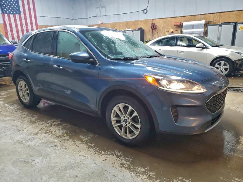Photo 4 from auction – 2020 FORD ESCAPE with VIN 1FMCU9G69LUC74418