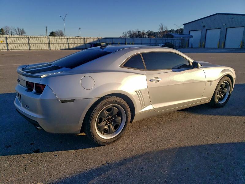 Photo 3 from auction – 2013 CHEVROLET CAMARO LS with VIN 2G1FA1E38D9146795