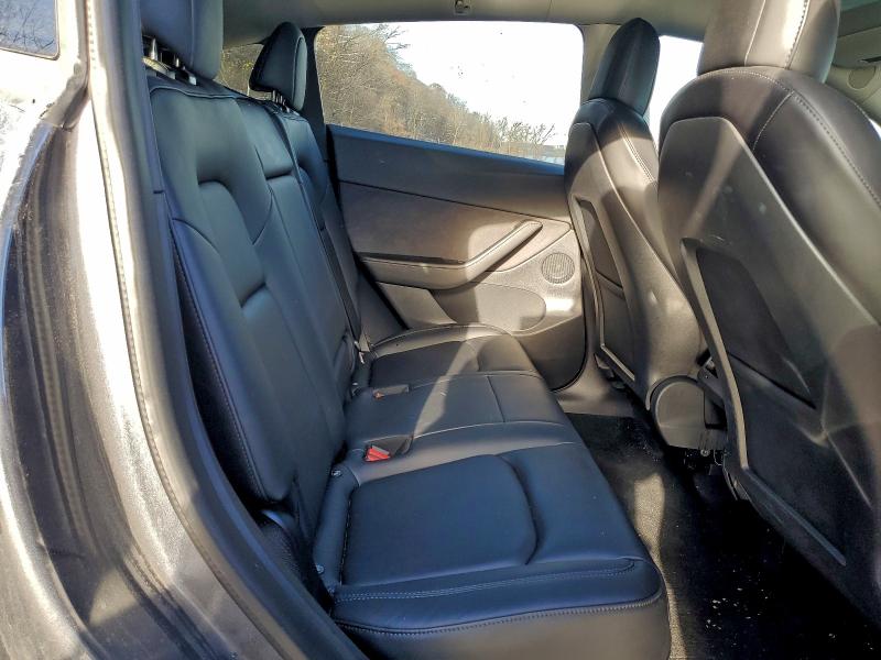 Фото 11 с аукциона – 2021 TESLA MODEL Y с VIN 5YJYGDEE8MF175209