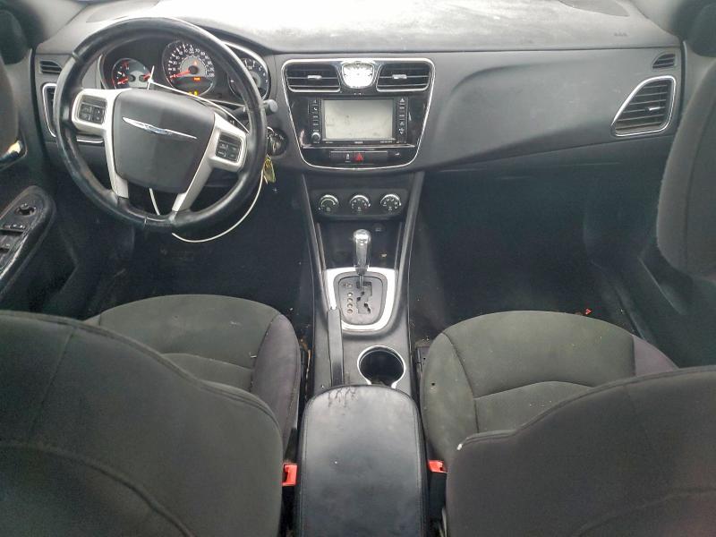 Photo 8 from auction – 2012 CHRYSLER 200 TOURIN with VIN 1C3CCBBB4CN189424