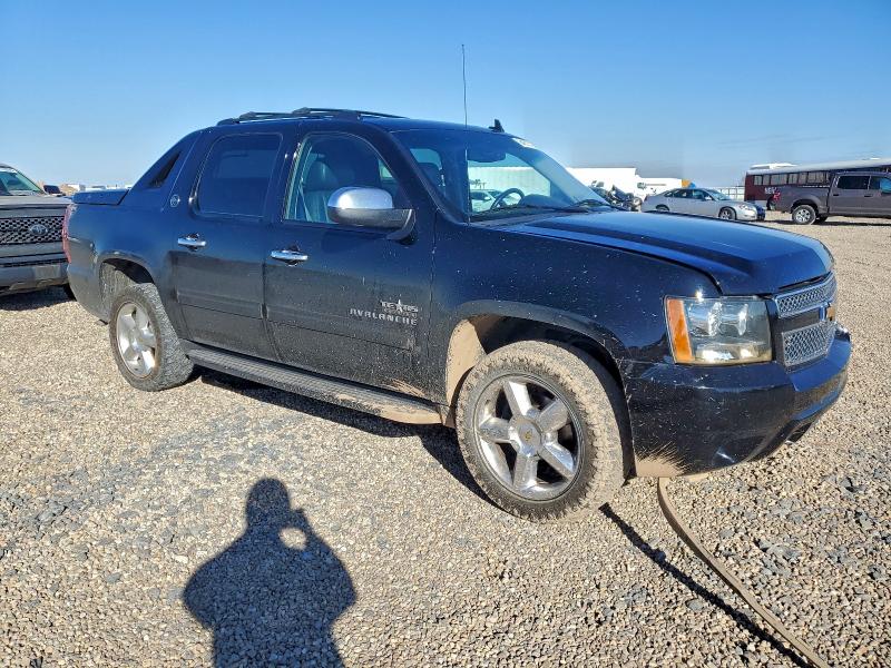 Photo 4 from auction – 2013 CHEVROLET AVALANCHE with VIN 3GNTKFE73DG287794