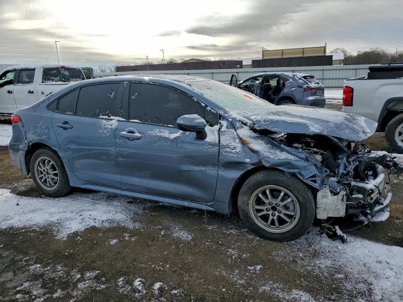 Photo 4 from auction – 2021 TOYOTA COROLLA with VIN JTDEAMDE8MJ012672