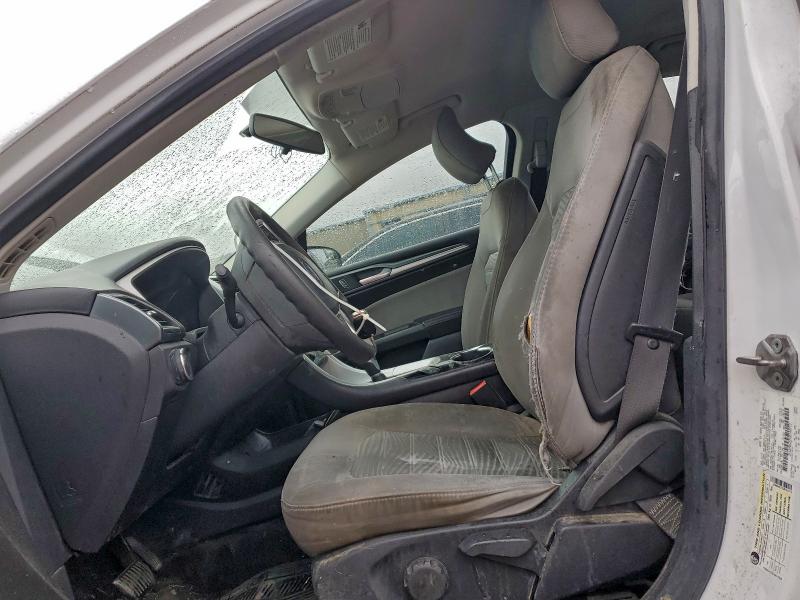 Photo 7 from auction – 2016 FORD FUSION S with VIN 3FA6P0G77GR142712