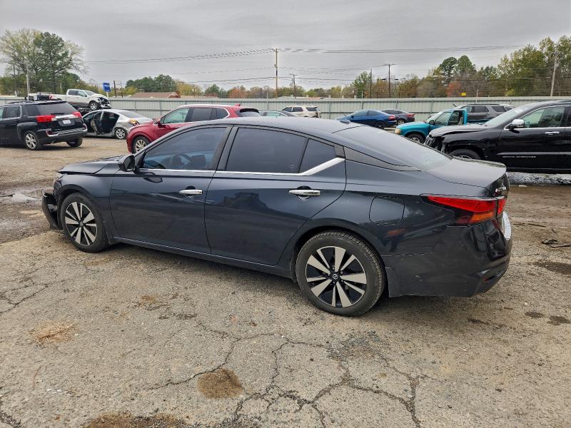 Photo 2 from auction – 2021 NISSAN ALTIMA SV with VIN 1N4BL4DV6MN317616