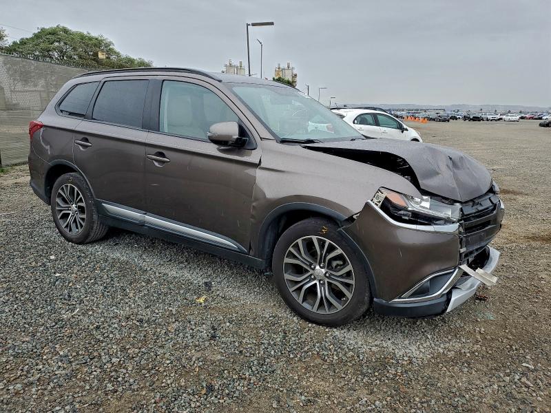 Photo 4 from auction – 2016 MITSUBISHI OUTLANDER with VIN JA4AD3A35GZ024507