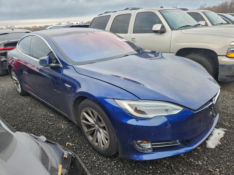 Photo 4 from auction – 2017 TESLA MODEL S with VIN 5YJSA1E11HF223335