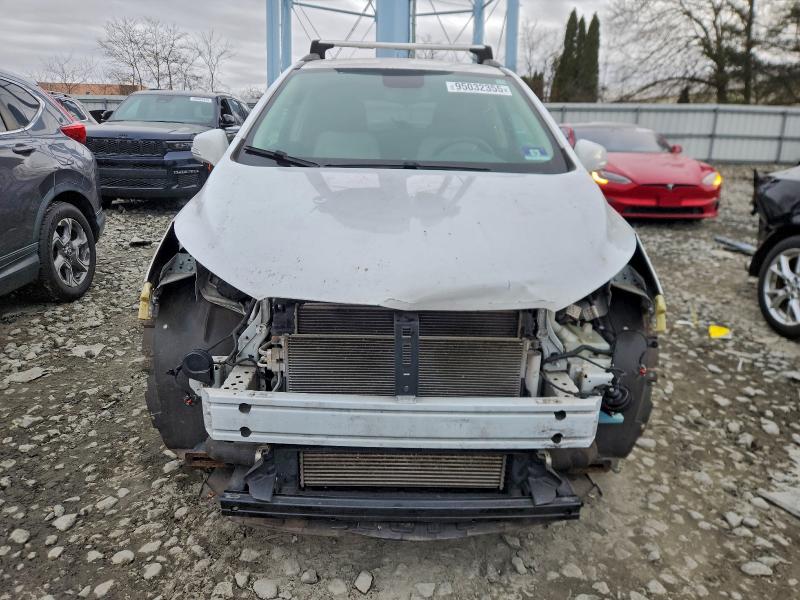 Photo 5 from auction – 2017 BUICK ENCORE PRE with VIN KL4CJESB8HB158375