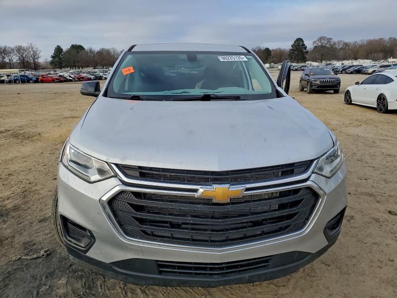 Photo 5 from auction – 2021 CHEVROLET TRAVERSE L with VIN 1GNERFKW4MJ250347