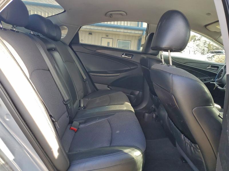 Photo 10 from auction – 2013 HYUNDAI SONATA SE with VIN 5NPEC4AC0DH721473