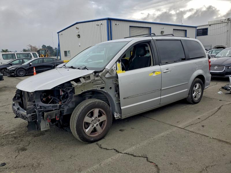 DODGE GRAND CARA 2012 with VIN 2C4RDGCG8CR334221 - Photo from auction
