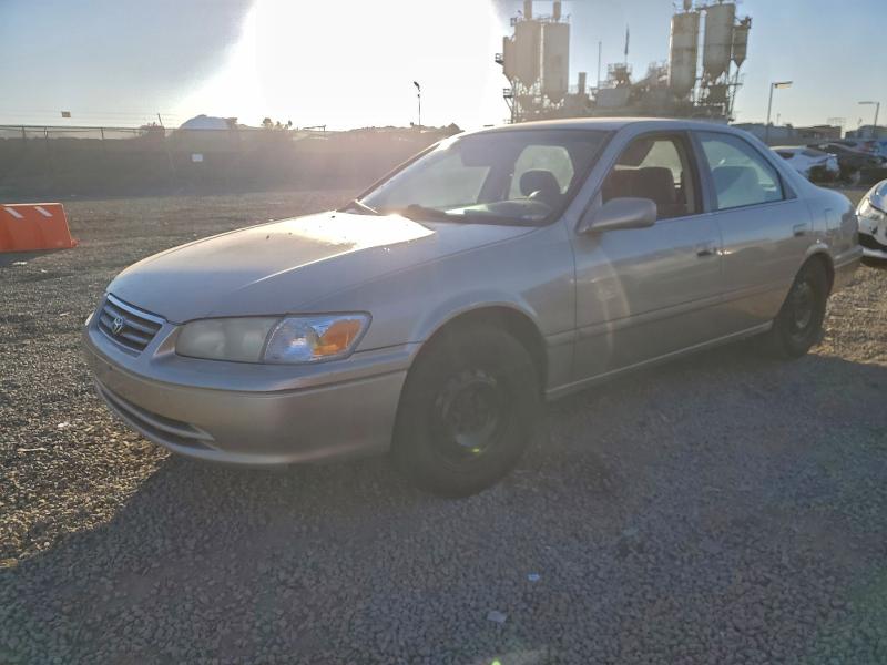 TOYOTA CAMRY CE 2001 with VIN JT2BG22K210569523 - Photo from auction