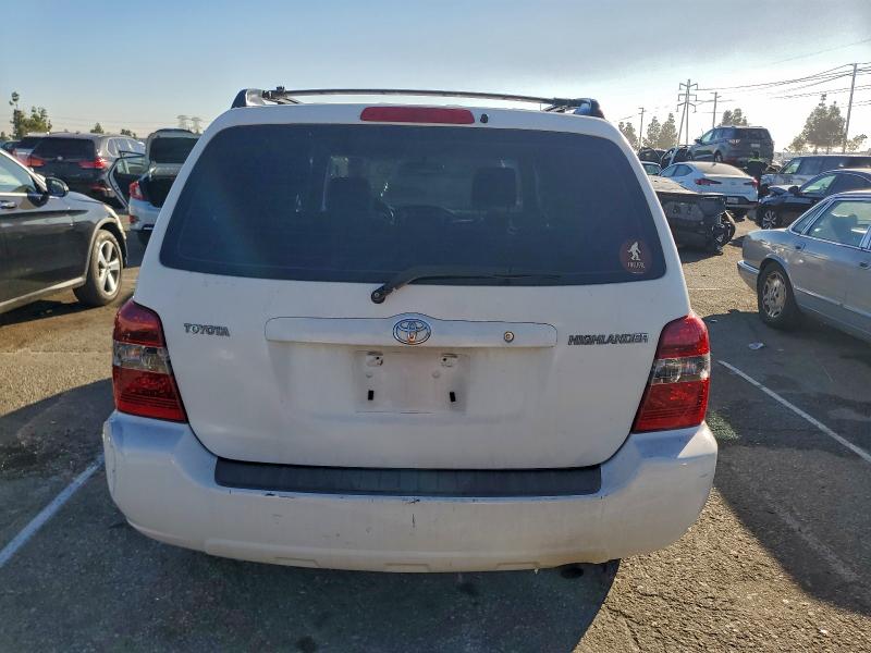 Photo 6 from auction – 2006 TOYOTA HIGHLANDER with VIN JTEGD21A960145399