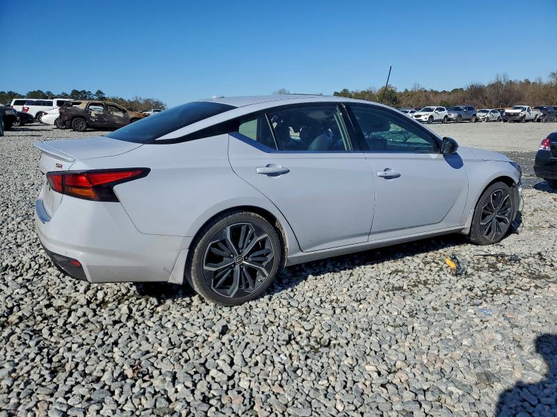 Photo 3 from auction – 2023 NISSAN ALTIMA SR with VIN 1N4BL4CV6PN308159
