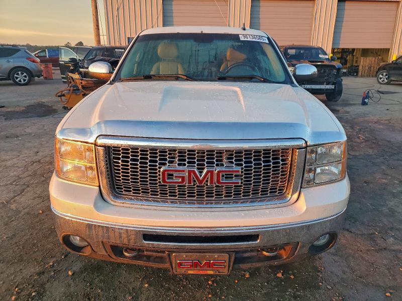 Photo 5 from auction – 2013 GMC SIERRA K15 with VIN 3GTP2WE72DG319340