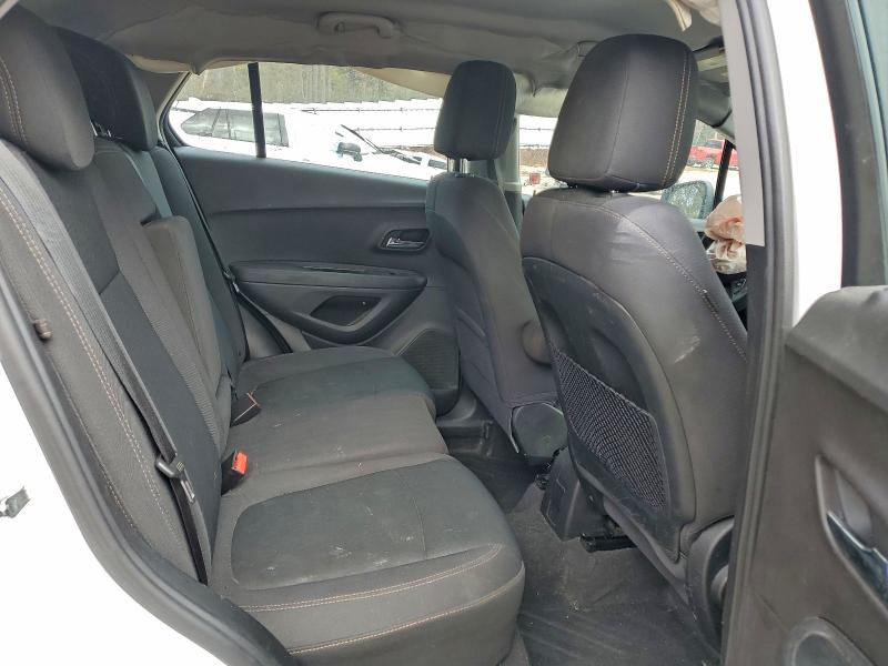 Photo 11 from auction – 2017 CHEVROLET TRAX LS with VIN 3GNCJKSB6HL286785