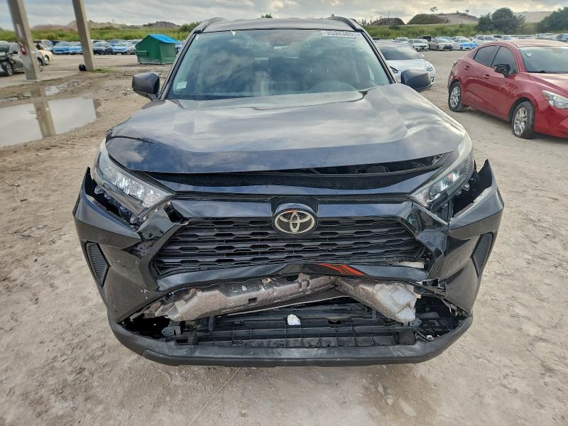 Photo 5 from auction – 2019 TOYOTA RAV4 LE with VIN 2T3H1RFV1KW036480