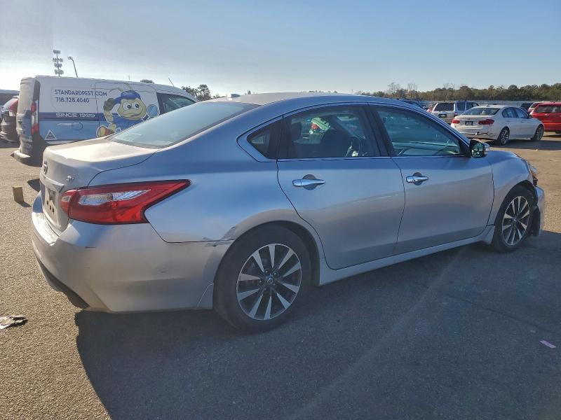 Photo 3 from auction – 2016 NISSAN ALTIMA 2.5 with VIN 1N4AL3AP7GC186109