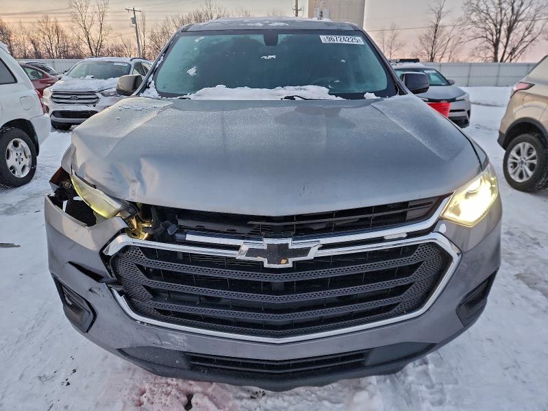 Photo 5 from auction – 2018 CHEVROLET TRAVERSE with VIN 1GNERFKW3JJ109264