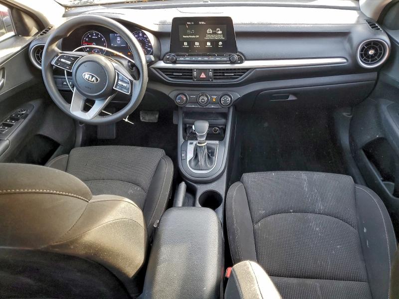 Photo 8 from auction – 2021 KIA FORTE FE with VIN 3KPF24AD7ME383798