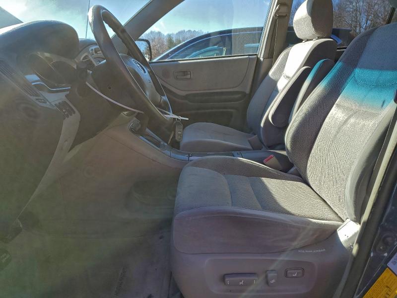 Photo 7 from auction – 2003 TOYOTA HIGHLANDER with VIN JTEHF21A230100282