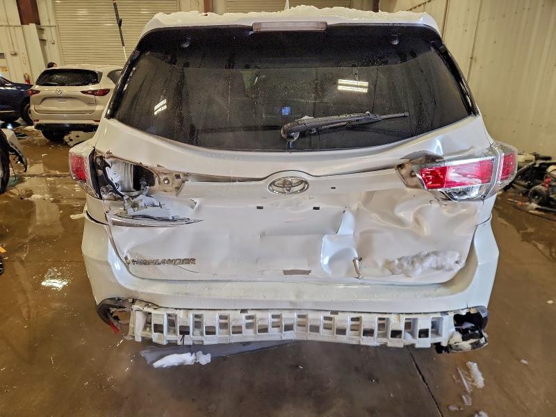 Photo 6 from auction – 2014 TOYOTA HIGHLANDER with VIN 5TDJKRFH7ES015230