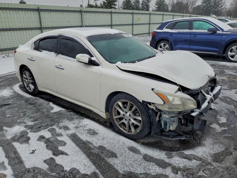 Photo 4 from auction – 2010 NISSAN MAXIMA S with VIN 1N4AA5AP1AC825433