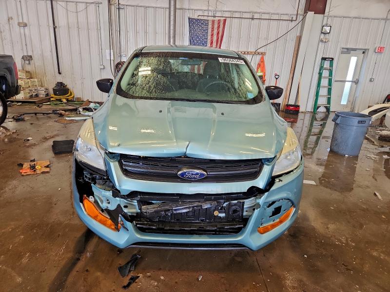 Photo 5 from auction – 2013 FORD ESCAPE S with VIN 1FMCU0F76DUA98323