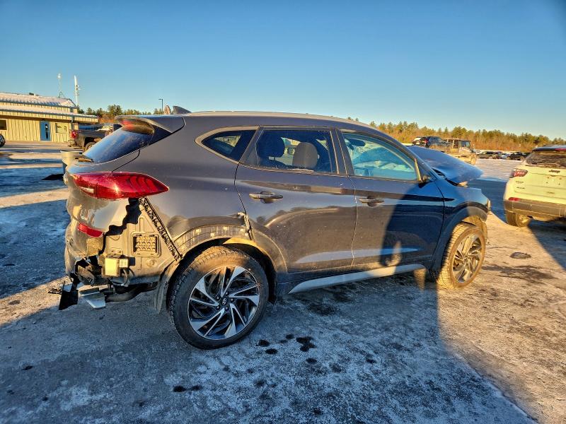 Photo 3 from auction – 2020 HYUNDAI TUCSON LIM with VIN KM8J3CAL8LU258393