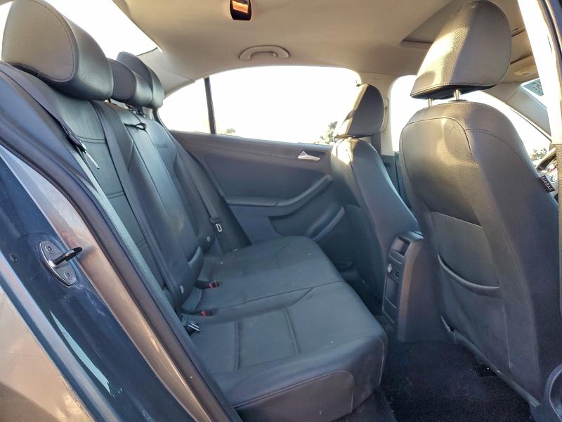 Photo 10 from auction – 2012 VOLKSWAGEN JETTA with VIN 3VWDP7AJ3CM322756