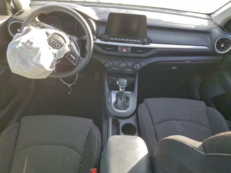 Photo 8 from auction – 2021 KIA FORTE FE with VIN 3KPF24AD2ME295161