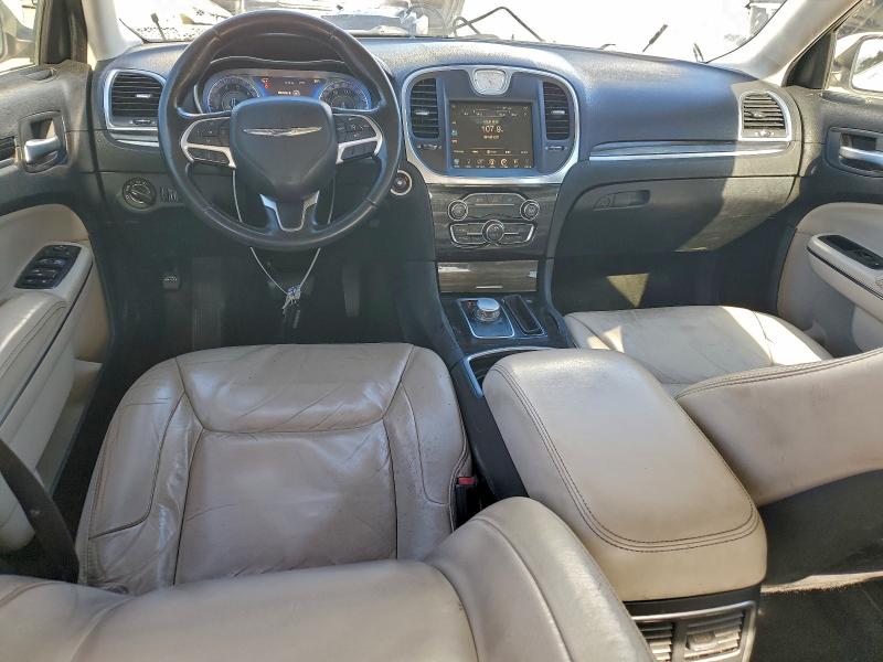 Photo 8 from auction – 2015 CHRYSLER 300 LIMITE with VIN 2C3CCAAG3FH792000
