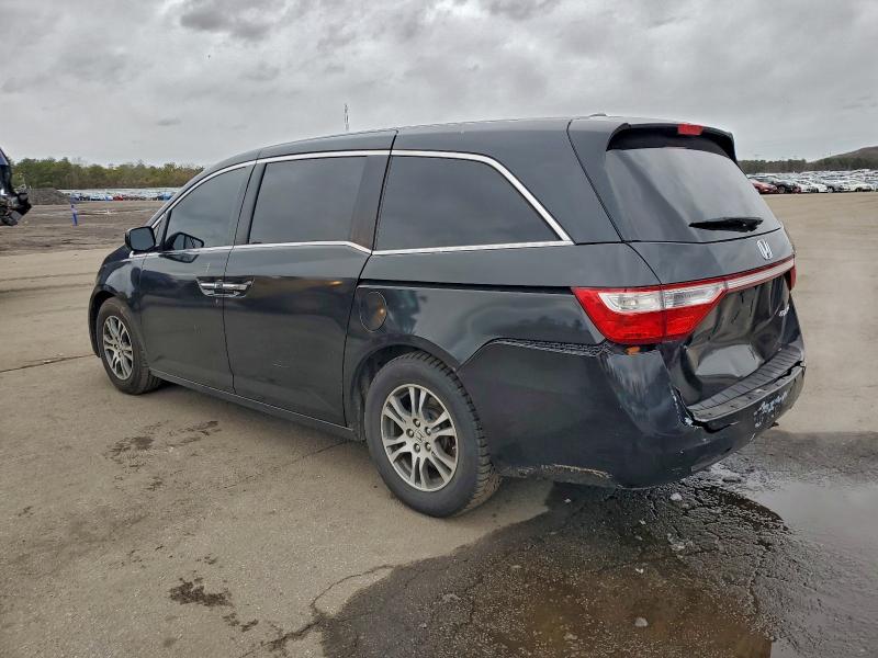 Photo 2 from auction – 2012 HONDA ODYSSEY EX with VIN 5FNRL5H63CB001931