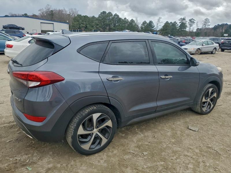 Photo 3 from auction – 2016 HYUNDAI TUCSON LIM with VIN KM8J33A2XGU208883