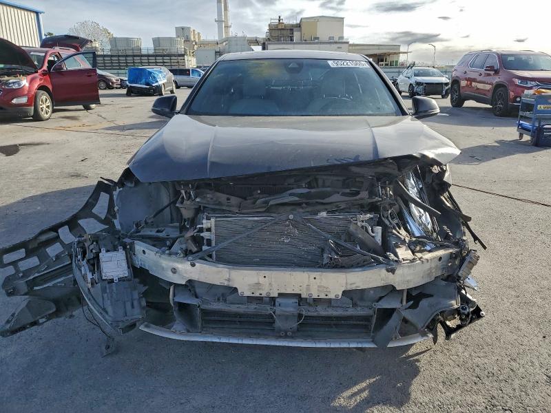Photo 5 from auction – 2022 BMW 228I with VIN WBA53AK01N7K11557