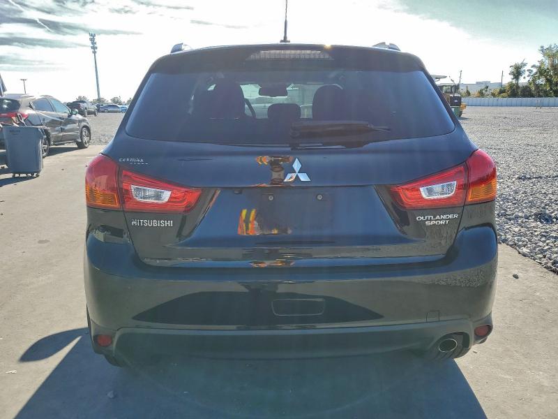 Photo 6 from auction – 2015 MITSUBISHI OUTLANDER with VIN 4A4AP4AU4FE025030