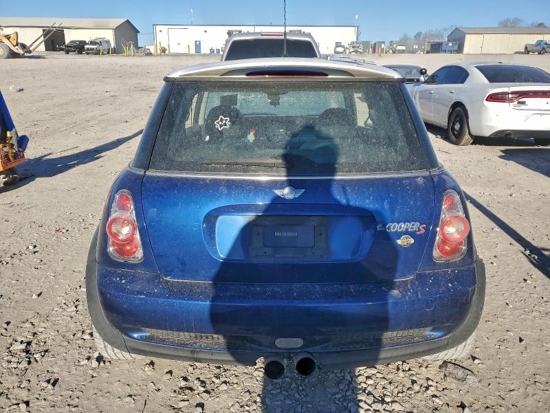 Photo 6 from auction – 2003 MINI COOPER S with VIN WMWRE33453TD69626