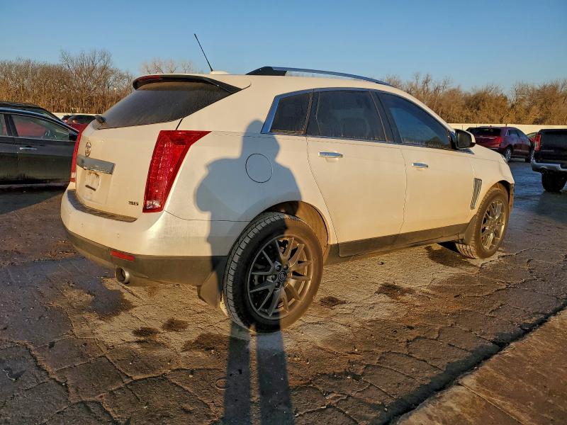 Photo 3 from auction – 2016 CADILLAC SRX PERFOR with VIN 3GYFNCE30GS527078