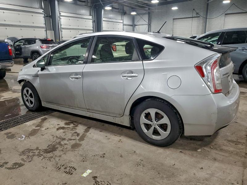 Photo 2 from auction – 2012 TOYOTA PRIUS with VIN JTDKN3DU2C5506736