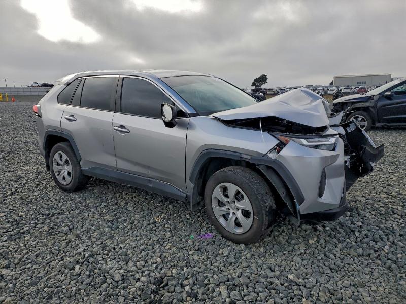 Photo 4 from auction – 2023 TOYOTA RAV4 LE with VIN 2T3F1RFV8PC364088