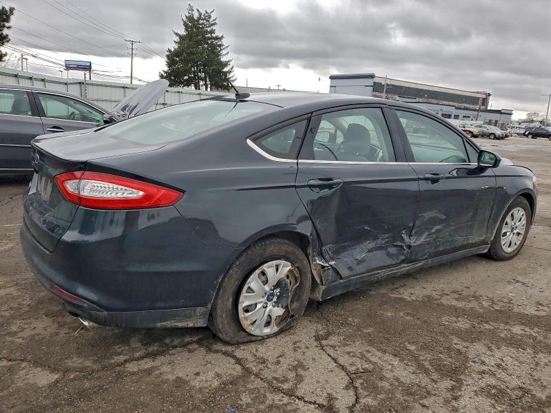 Photo 3 from auction – 2014 FORD FUSION S with VIN 3FA6P0G76ER221219