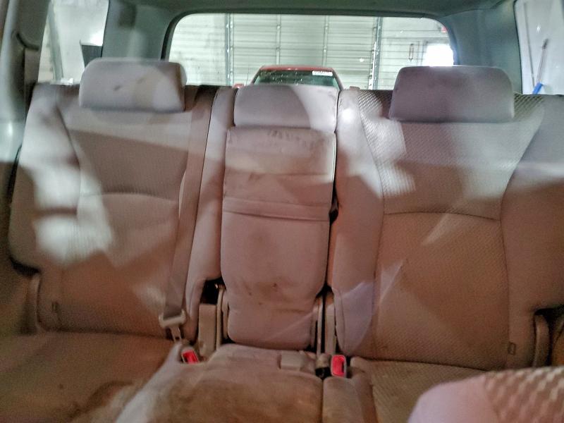 Photo 10 from auction – 2004 TOYOTA HIGHLANDER with VIN JTEHD21A240026109