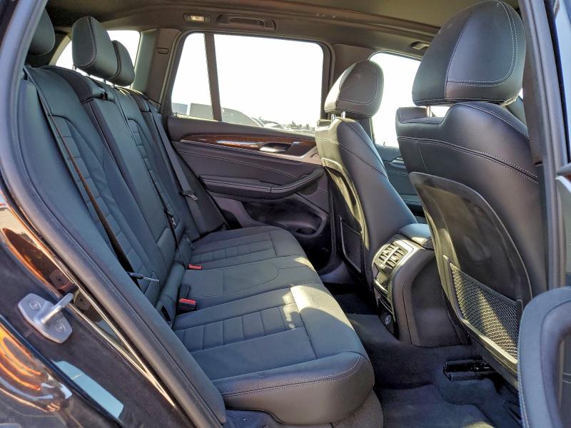 Photo 11 from auction – 2019 BMW X3 SDRIVE3 with VIN 5UXTR7C59KLR50036