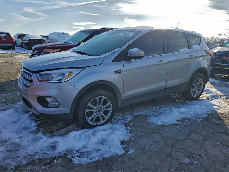 FORD ESCAPE SE 2019 with VIN 1FMCU0GD2KUC49918 - Photo from auction