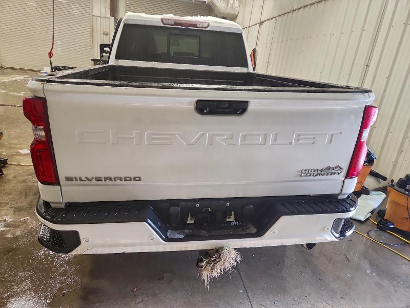 Photo 6 from auction – 2021 CHEVROLET SILVERADO with VIN 1GC4YVEY7MF110570