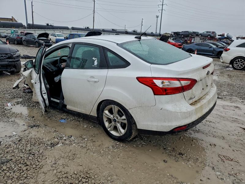 Photo 2 from auction – 2014 FORD FOCUS SE with VIN 1FADP3F23EL263389