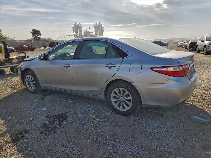 Photo 2 from auction – 2017 TOYOTA CAMRY LE with VIN 4T1BF1FK7HU692876