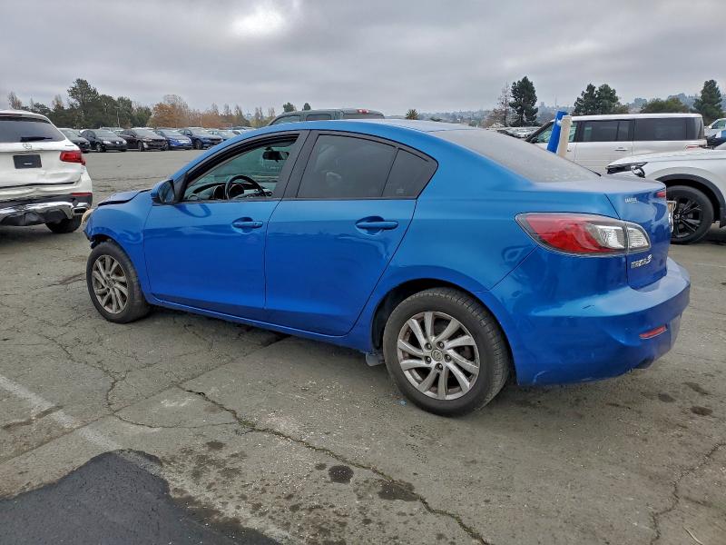 Photo 2 from auction – 2012 MAZDA 3 I with VIN JM1BL1V73C1538539