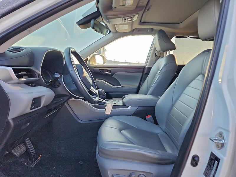 Photo 7 from auction – 2020 TOYOTA HIGHLANDER with VIN 5TDGBRCHXLS502692