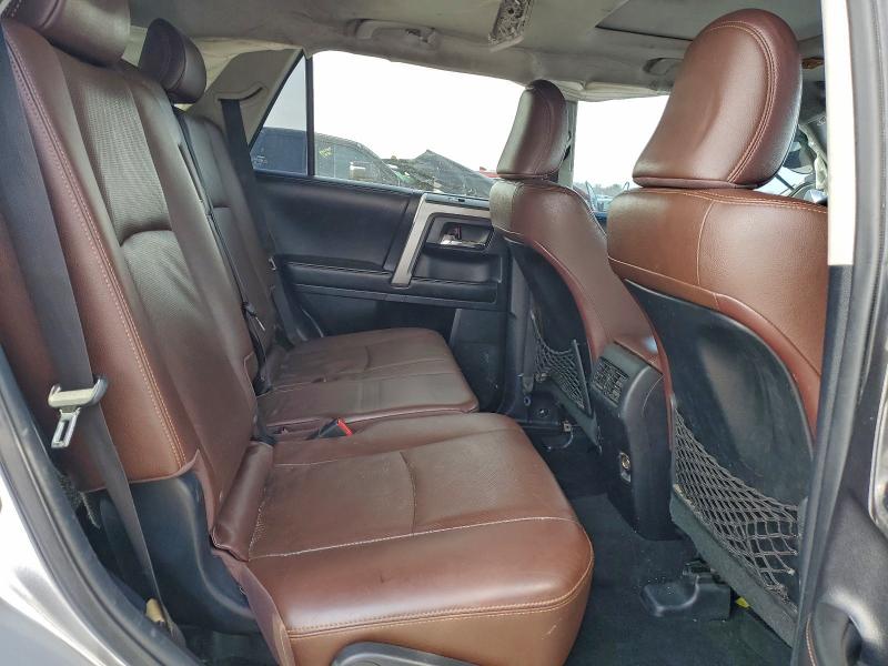 Photo 10 from auction – 2014 TOYOTA 4RUNNER SR with VIN JTEBU5JR6E5192411