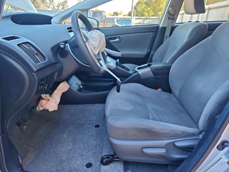 Photo 7 from auction – 2014 TOYOTA PRIUS with VIN JTDKN3DU7E0388537